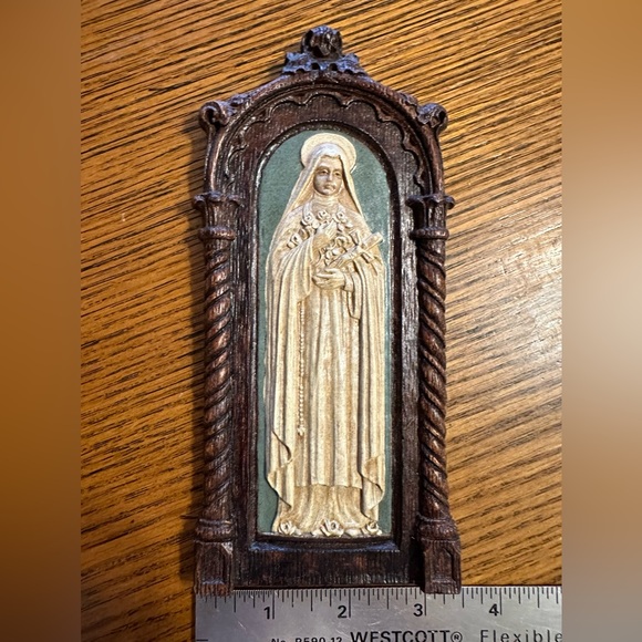 Vintage St Therese Of Lisieux Plaque, Syrocco Wood, Wall Decor - Picture 3 of 7